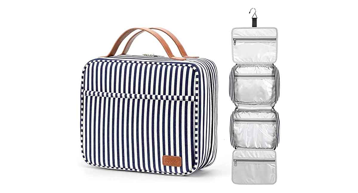 10 Best Hanging Toiletry Bags of 2022