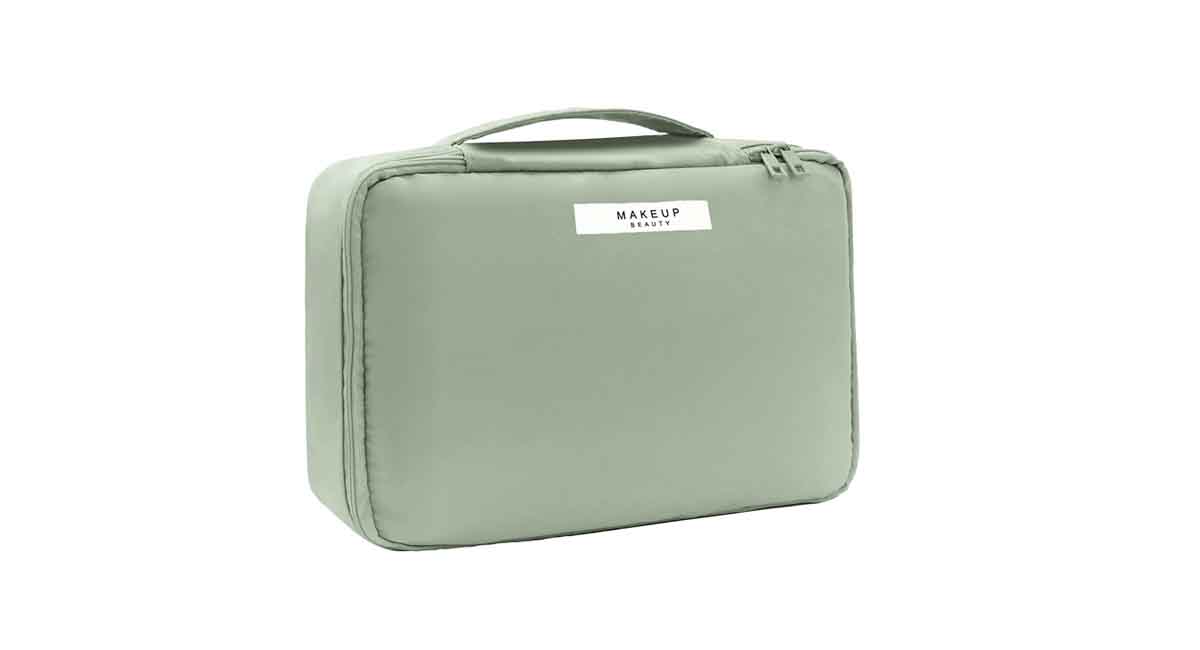 10 Best Make Up Bags of 2022